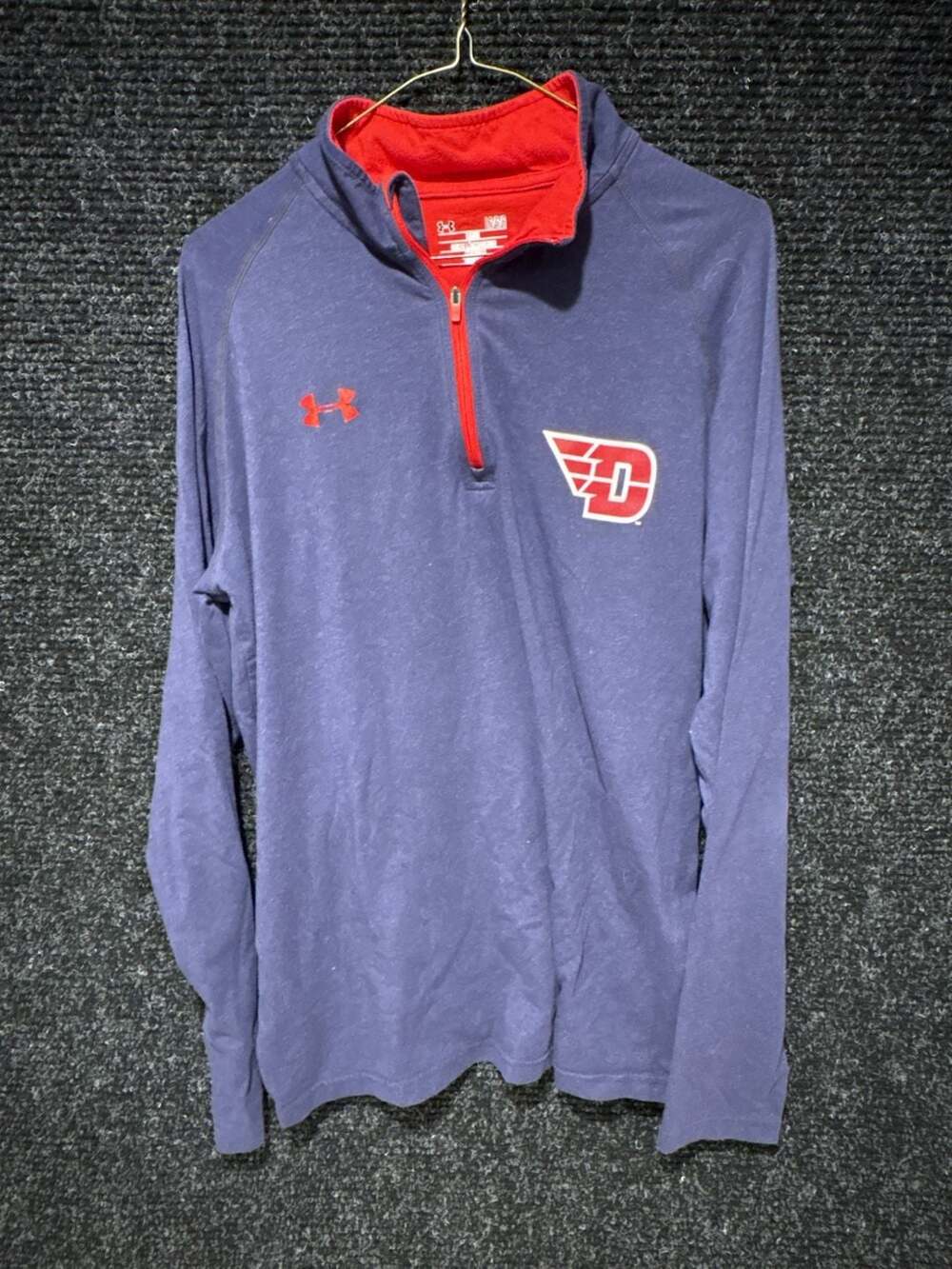 Under Armour Dayton Flyers Navy Blue Quarter-Zip Pullover Sz. L